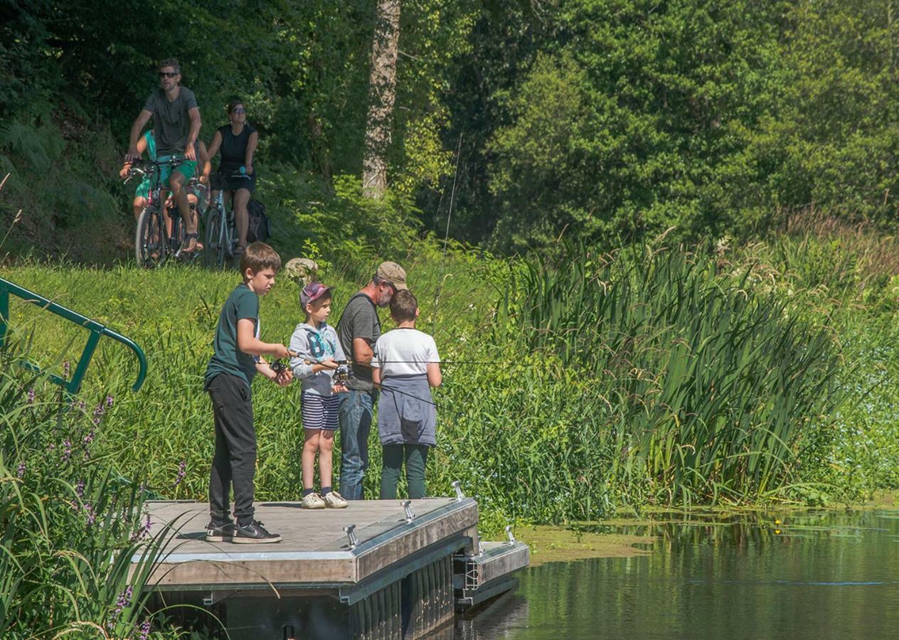 Auberge Le Canard Qui Rit Plélauff Zewnętrze zdjęcie