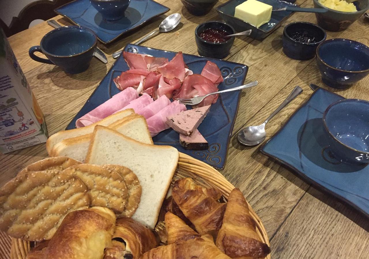 Auberge Le Canard Qui Rit Plélauff Zewnętrze zdjęcie
